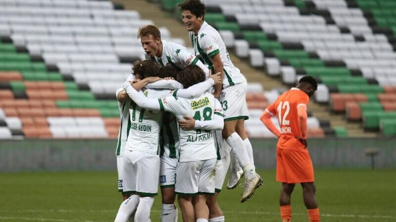 Bursasporlu futbolcular galibiyeti yorumladı Bursasporlu futbolcular galibiyeti yorumladı