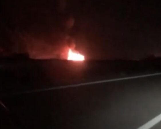 Bursa’da korkutan gece! Alev topuna döndü Bursa’da seyir halindeki otomobil bir anda alev topuna dönüştü. Olay