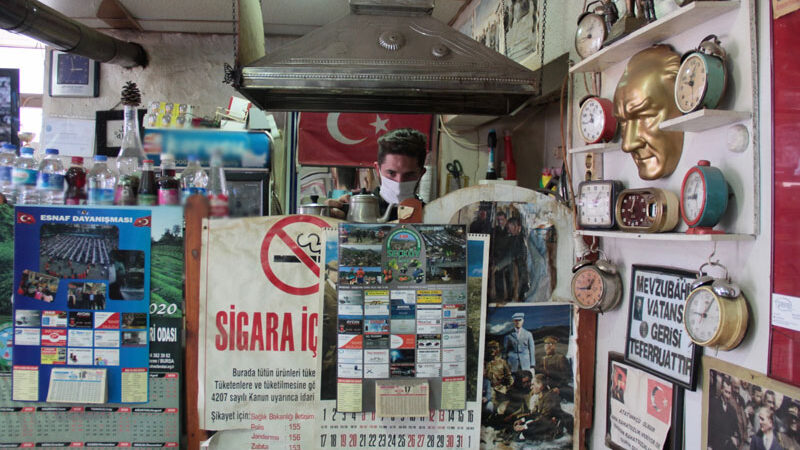 Bursa'da yaşayan 85 yaşındaki Hayrettin Doğru'nun Büyük Önder Mustafa Kemal