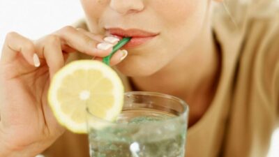 30 gün boyunca aç karnına limon suyu içerseniz…