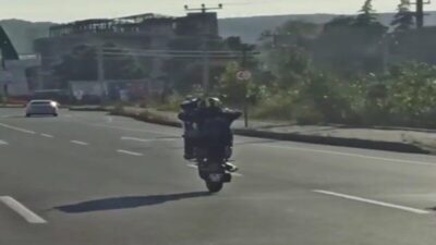 Görüntüler Bursa’dan… Trafikte tehlikeli hareketler