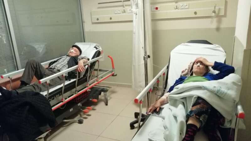 Bursalı çift ölümden böyle döndü Bursa'nın Kestel ilçesinde ormandan topladıkları mantarları yiyen çift, zehirlendi. Çift,
