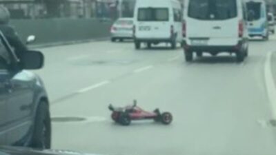 Bursa’da oyuncak yarış arabası Bursa caddelerini birbirine kattı