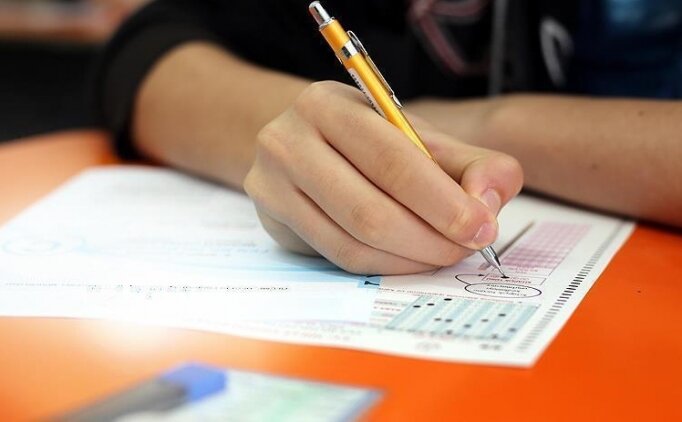 Öğrenciler dikkat! Ertelenen sınavların tarihi açıklandı… Öğrenciler dikkat! Ertelenen sınavların tarihi açıklandı…