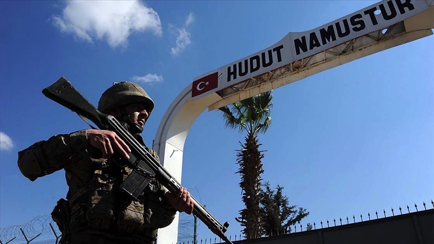 Yunanistan’a kaçacaklardı! 3 FETÖ’cü yakalandı