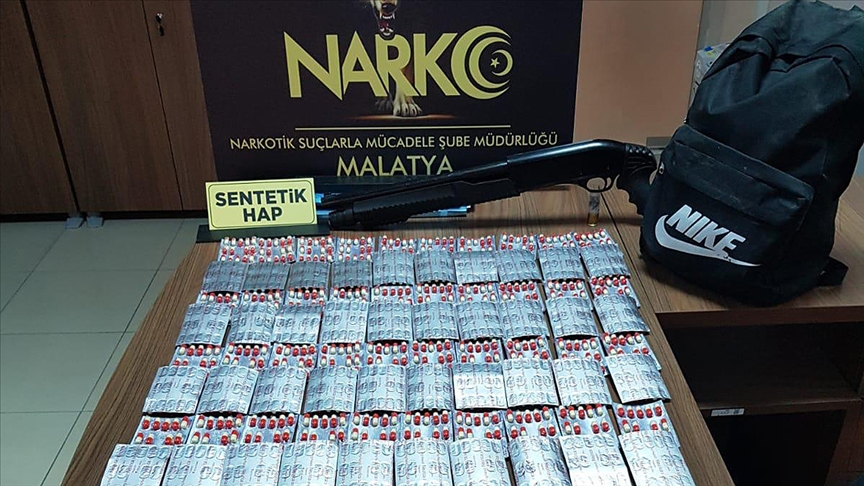 Malatya’da uyuşturucu satıcılarına ‘şafak’ operasyonu: 12 gözaltı