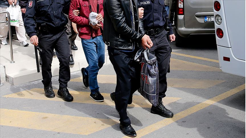 İzmir’de DEAŞ operasyonu: 5 gözaltı