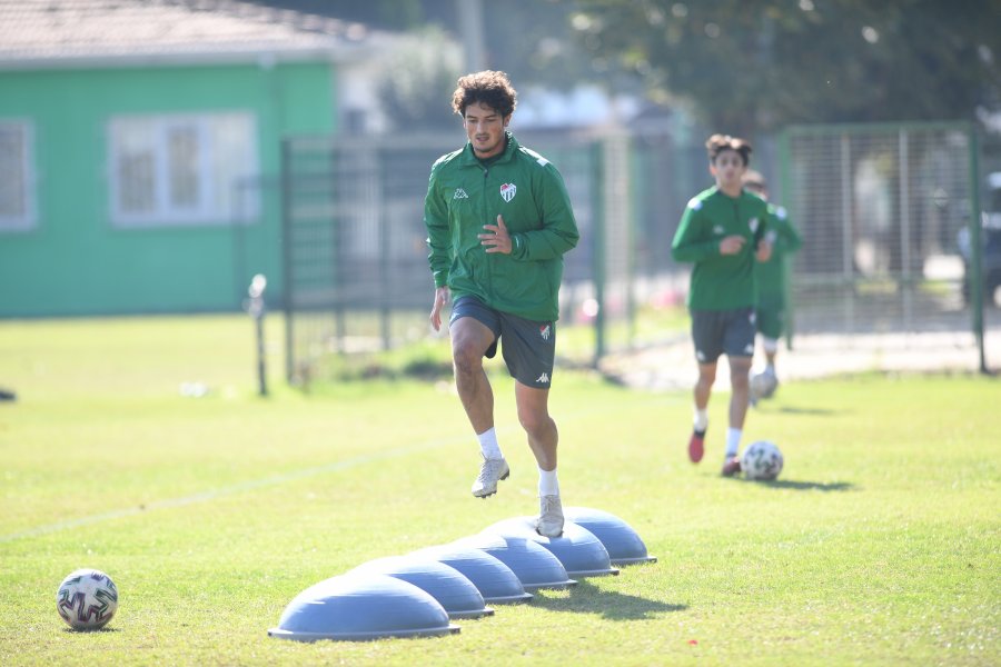 Timsah’ın yeni adresi Vakıfköy… Timsah’ın yeni adresi Vakıfköy…