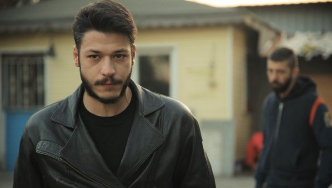 Ünlü oyuncu kaza geçirdi Ünlü oyuncu kaza geçirdi