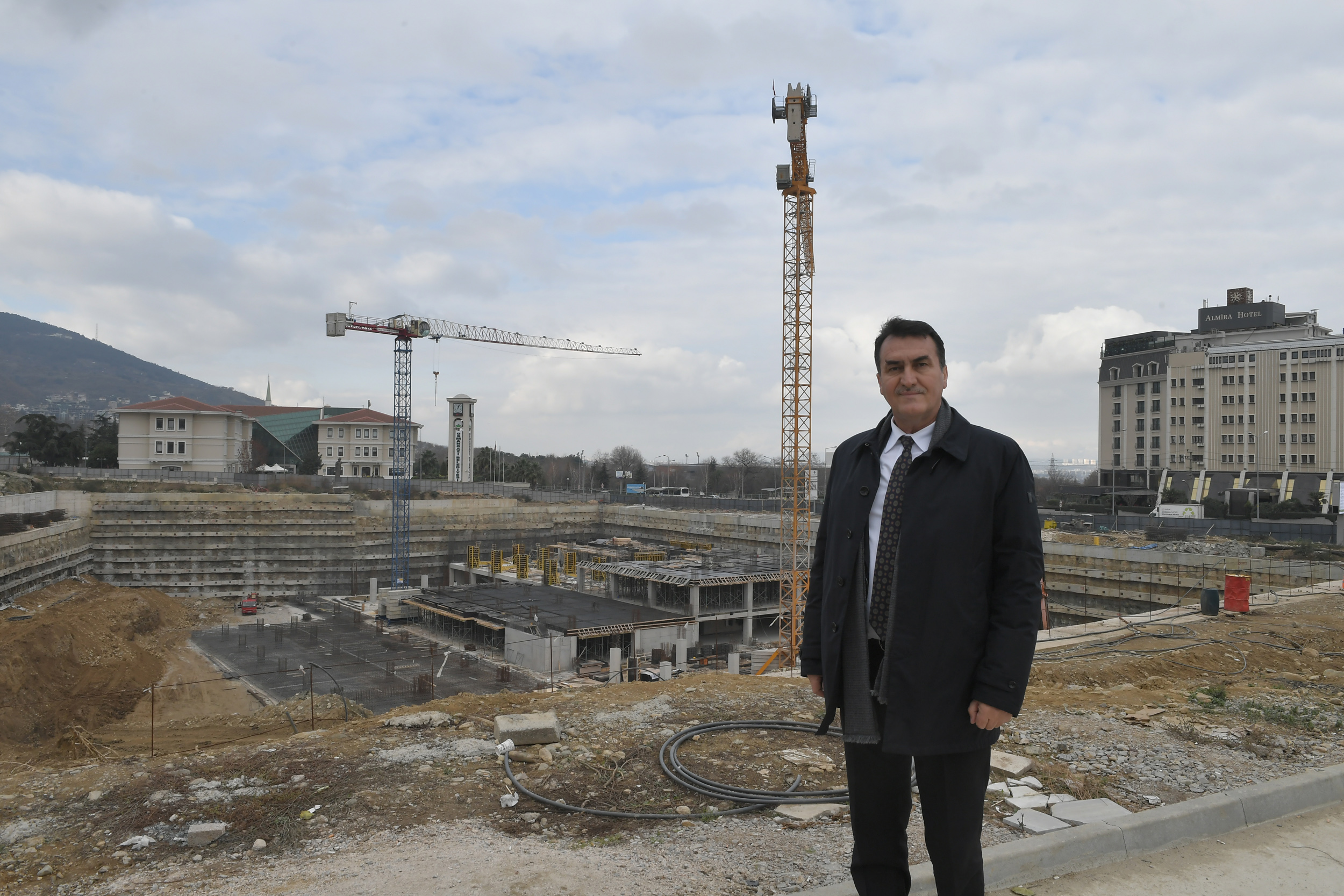 Kent Meydanı’nda kazı bitti inşaat yükselmeye başladı