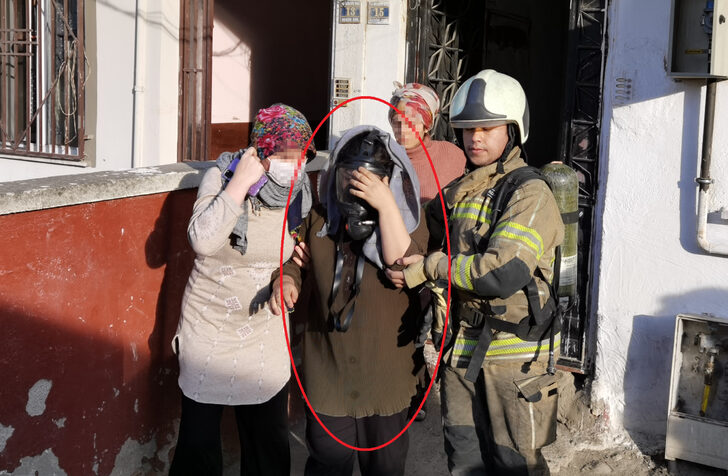 Gelinden hain plan! Kayınvalidesinin altın ve paralarını çalıp evi yaktı Gelinden hain plan! Kayınvalidesinin altın ve paralarını çalıp evi yaktı