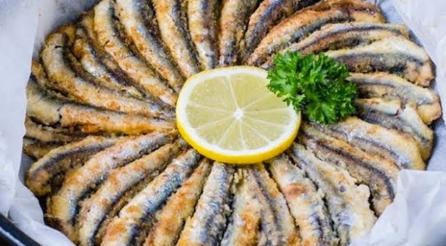 Trabzon Emniyeti tavsiye etti: Ceza yeme, hamsi ye