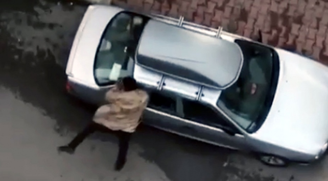 Akıl almaz olay! Eski kız arkadaşının evlendiğini öğrenince… Akıl almaz olay! Eski kız arkadaşının evlendiğini öğrenince…