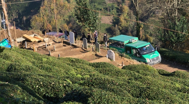 Koronavirüs aynı aileden 5 kişiyi hayattan kopardı Koronavirüs aynı aileden 5 kişiyi hayattan kopardı
