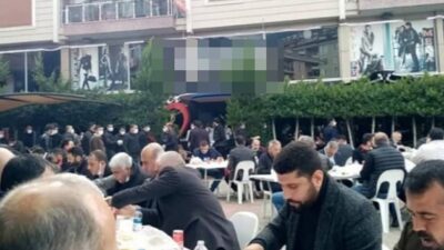 Koronavirüsten ölen babası için mevlit yemeği verdi: Onlarca kişi katıldı