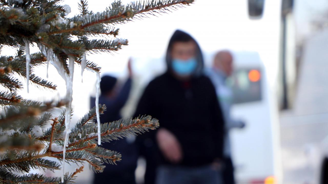 Sıfırın altında 26.1 dereceyi gördü, her şey dondu