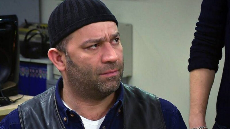 Ayrılık haberi gündeme bomba gibi düşmüştü! Flaş açıklama Kanal D'nin uzun soluklu dizisi Arka Sokaklar'dan ayrıldığı iddia edilen