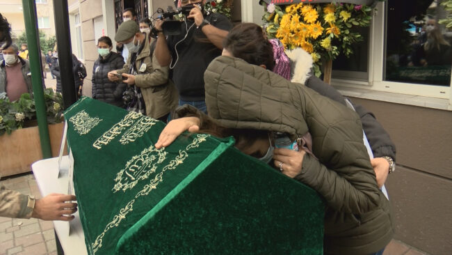 Engin Nurşani son yolculuğuna uğurlandı Olay Gazetesi Bursa