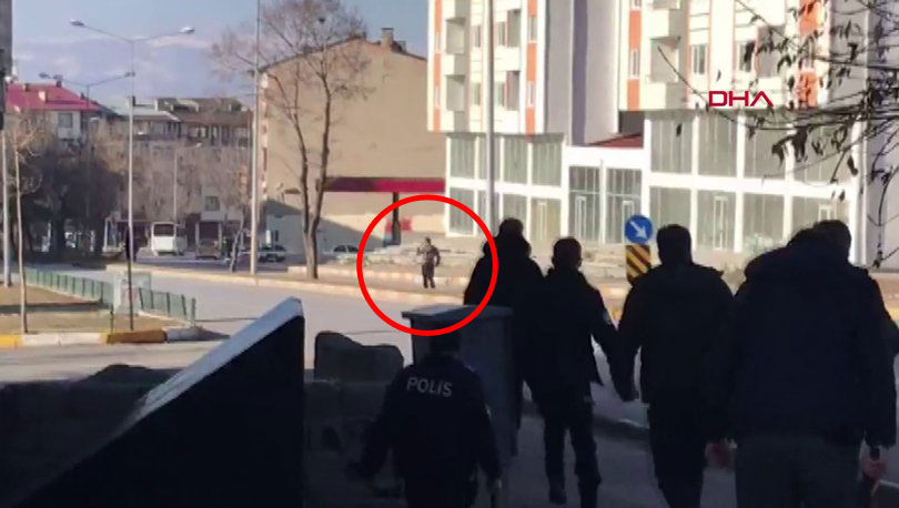 Dehşet! 2 kızını ve eski eşini katletti