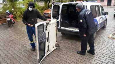 Kamyonetin kapısını çaldı! Şoke eden savunma