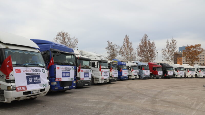 Suriye’ye ‘kardeşlik üşümesin’ konvoyu