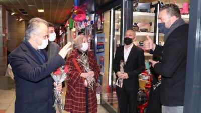 2020’nin son saatlerinde vatandaşla sohbet