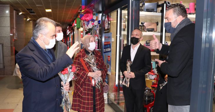 2020’nin son saatlerinde vatandaşla sohbet