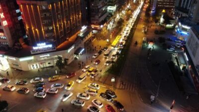 Kısıtlamaya dakikalar kala Bursa trafiğine havadan denetim