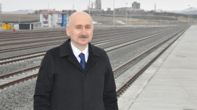 Bakan Karaismailoğlu Kars Lojistik Merkezi’nde incelemede bulundu