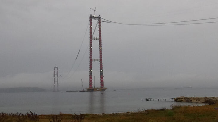 Çanakkale Boğazı köprü çalışmaları için gemi geçişlerine kapatıldı