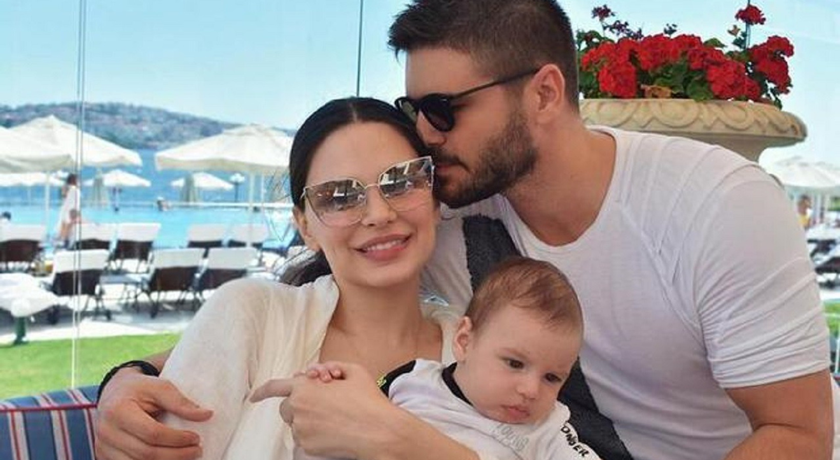 Bebeklerinin cinsiyeti belli oldu