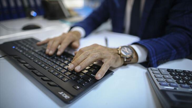 Bakan Selçuk açıkladı! ‘Erteledik’