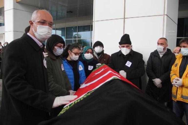 Koronavirüse yenik düşen Meral hemşireye hüzünlü veda