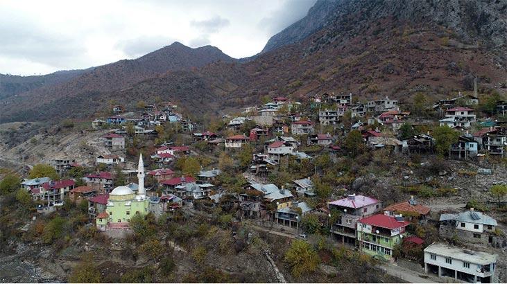 Ekmek pişirip koronavirüsü yaydılar! 72 kişi…