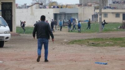 Yer: Bursa… Mahalleli ihbar etti, polis gelince böyle kaçtılar!