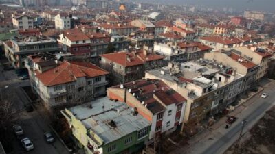 Korona bu mahalleyi vurdu! 9 ayda 50 ölüm