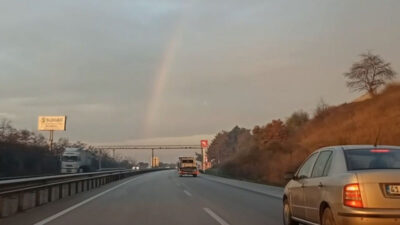 Görüntü Bursa’dan! Sis, gökkuşağı ve yağmur…