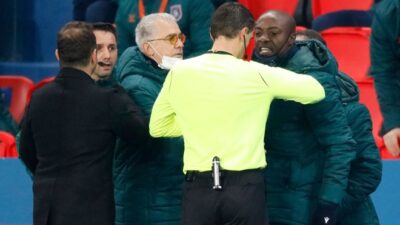 Paris Saint Germain-Medipol Başakşehir maçı, dördüncü hakeminin, yardımcı antrenör Webo'ya