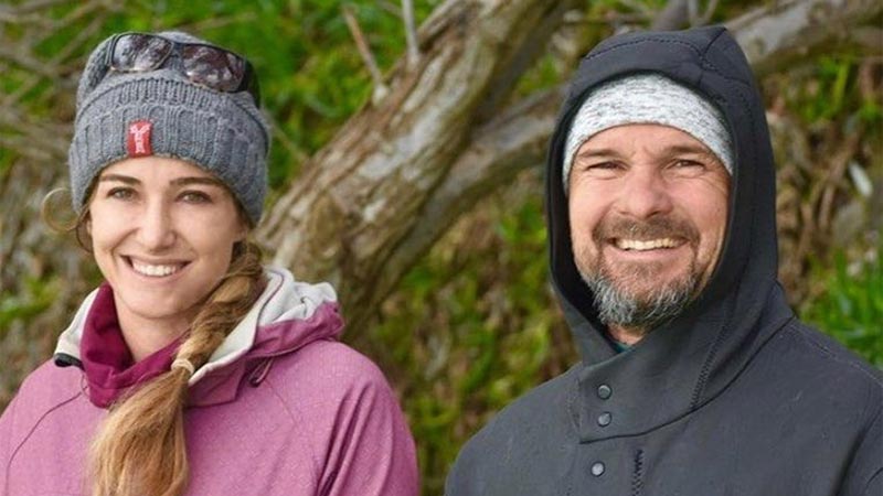 Ünlülerin sörf eğitmeni Talat Aşıkoğlu virüse yenildi Ünlülerin sörf eğitmeni Talat Aşıkoğlu virüse yenildi