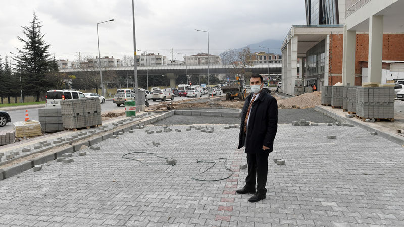 Osmangazi Belediyesi, Ankara Caddesi’nden Gökdere Caddesi’ne geçişi sağlayan ve trafik