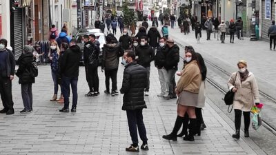 Taksim ve İstiklal turistlere kaldı