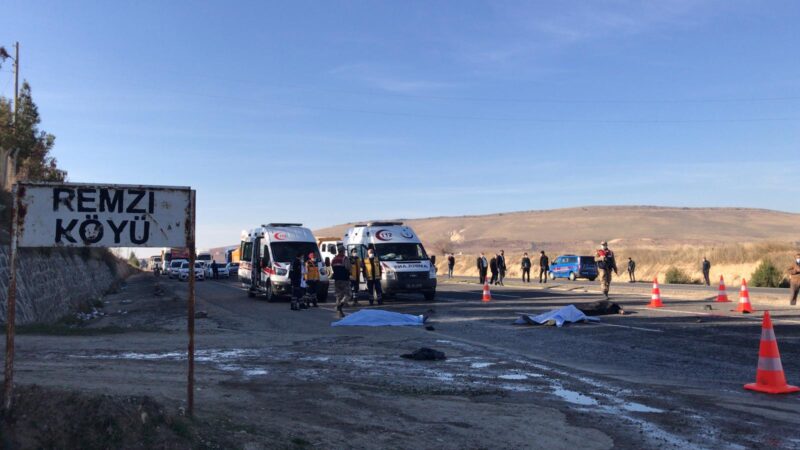 Arazi anlaşmazlığı katliama dönüştü: 5 ölü