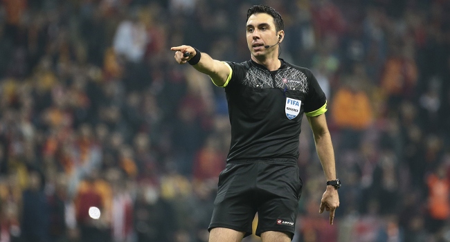 Süper Lig'in 13. haftasında oynanacak karşılaşmaları yönetecek hakemler belli oldu.