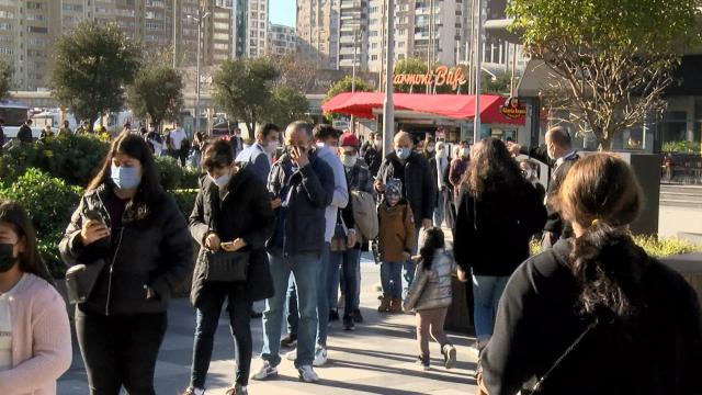 Bursa’ya yeni yasaklar gelir mi? İki ayda virüs şehrine döndü… Bursa’ya yeni yasaklar gelir mi? İki ayda virüs şehrine döndü…