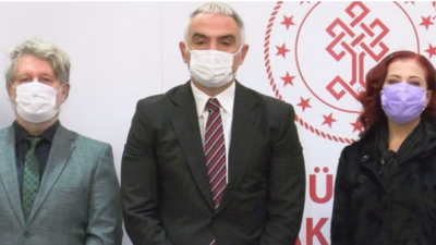 Bakan Ersoy duyurdu; Sanatçılara bin lira verilecek