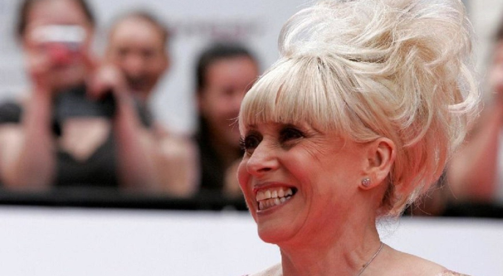 Ünlü oyuncu hayatını kaybetti Ünlü oyuncu hayatını kaybetti