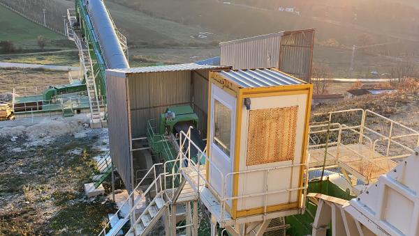 Bursa’da 700 bin liralık hırsızlık! Parçalara ayırdılar