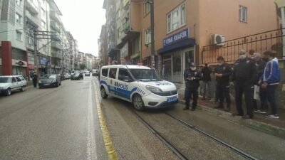 Bursa’da polis aracı kaza yaptı