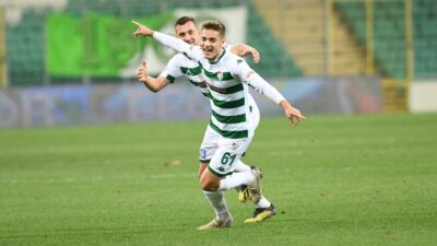 Bursaspor, İstanbulspor deplasmanında 3 puan arıyor