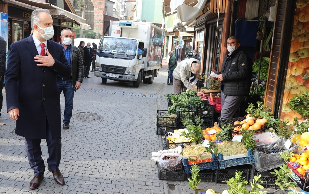 Büyükşehir’den esnafa destek